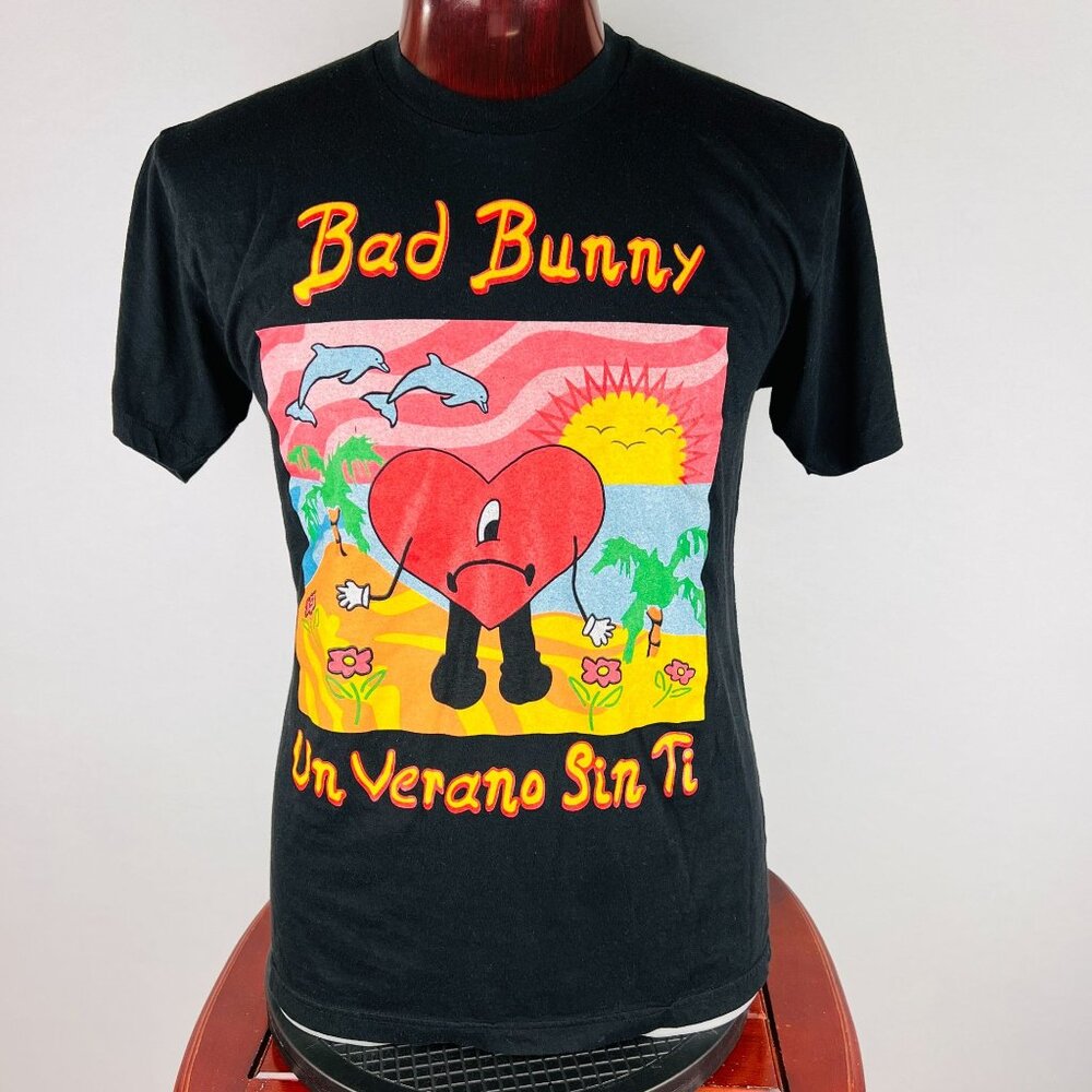 Bad Bunny On Verano Sin Ti Large T-Shirt Shirt